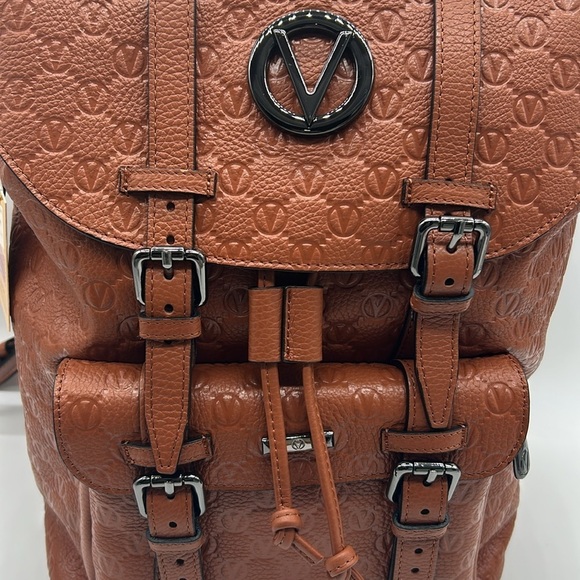 1713- Valentino By Mario Valentino Backpack Leather Made In Italy NWT - Picture 5 of 12